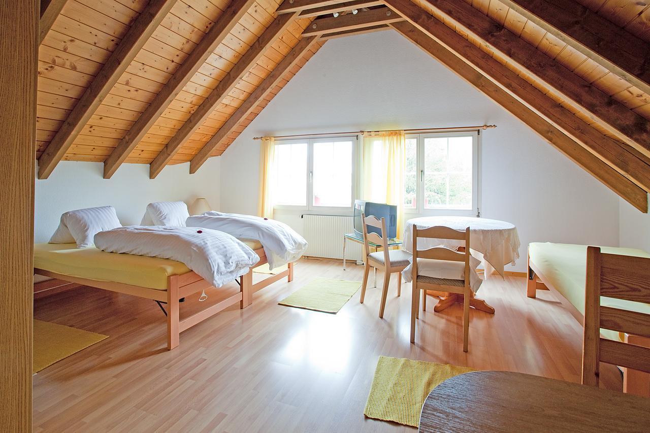 Freihof Embrach Bed & Breakfast Exterior photo